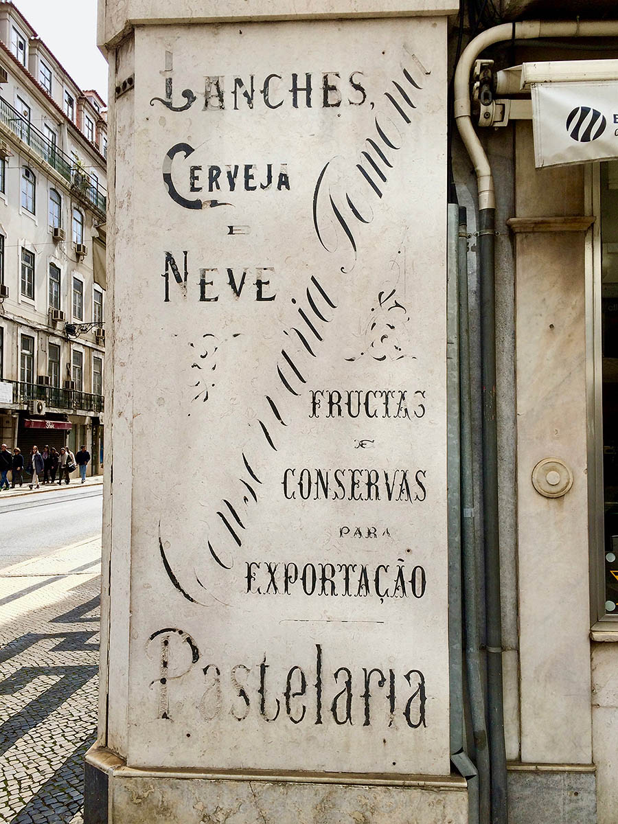 Typography in Lisbon